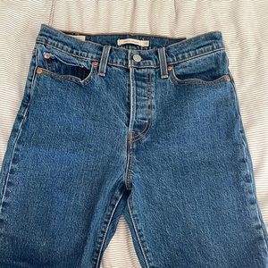 Levi’s Wedgie Straight Jeans